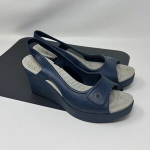 Crocs Havana Wedge Slingback Peep Toe Heels navy blue